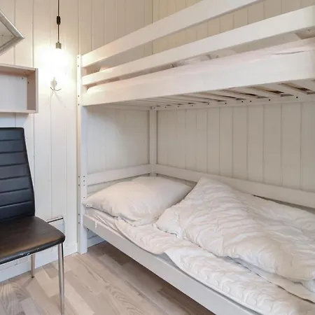 Two-bedroom Holiday In *