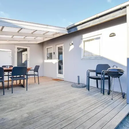 Two-bedroom Holiday In * Otterup